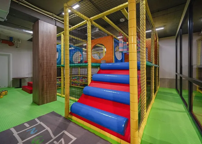 J Z Sauna, Sun & Snow